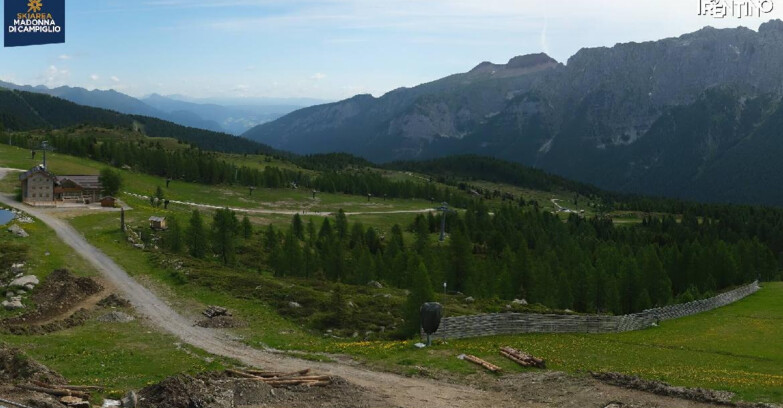 Webcam Madonna di Campiglio - Rifugio Viviani