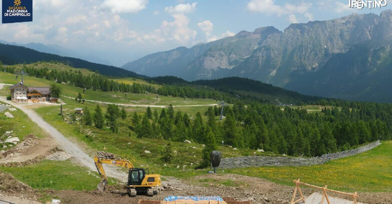 Webcam Madonna di Campiglio - Rifugio Viviani