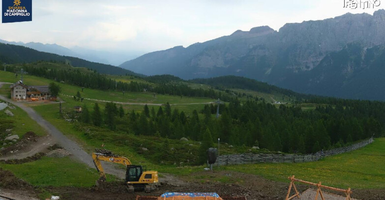Webcam Madonna di Campiglio - Rifugio Viviani