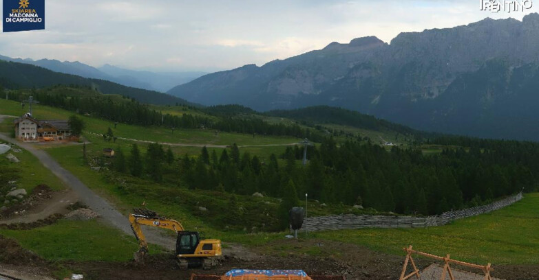 Webcam Madonna di Campiglio - Rifugio Viviani