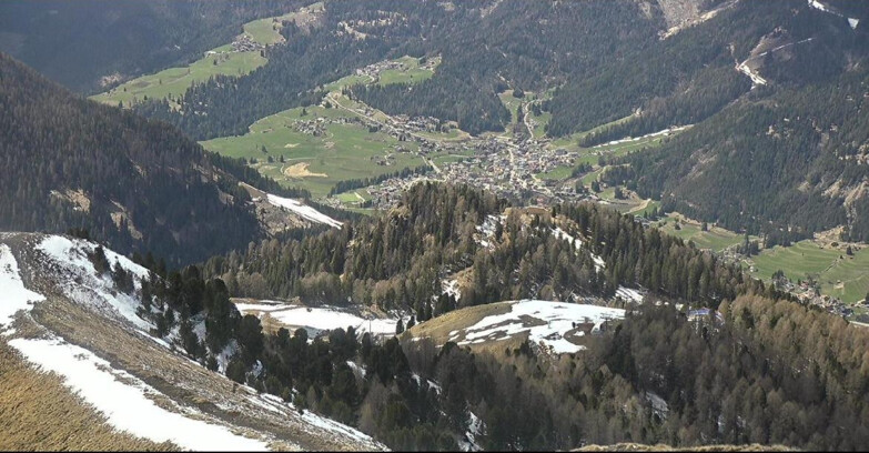 Webcam Поцца-ди-Фасса-Алок-Буффор  - Sasso Lungo e Sasso Piatto visti da Buffaure