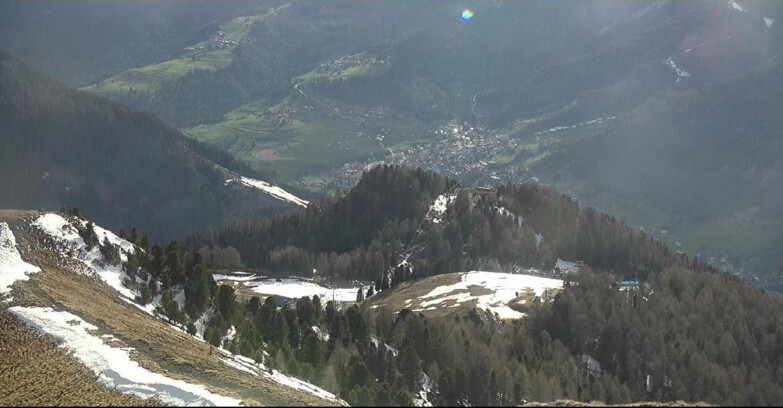 Webcam Поцца-ди-Фасса-Алок-Буффор  - Sasso Lungo e Sasso Piatto visti da Buffaure