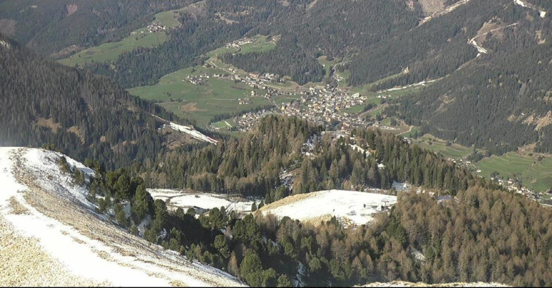 Webcam Поцца-ди-Фасса-Алок-Буффор  - Sasso Lungo e Sasso Piatto visti da Buffaure