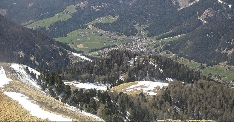 Webcam Pozza di Fassa-Aloch-Buffaure  - Sasso Lungo e Sasso Piatto visti da Buffaure
