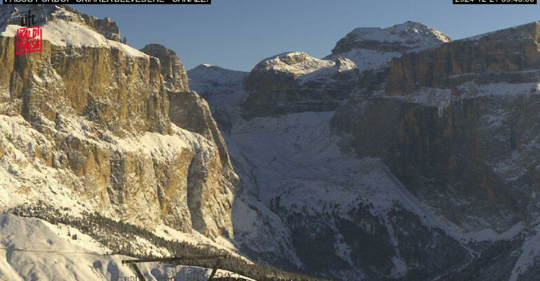 Webcam Campitello-Mazzin-Col Rodella - Canazei - Belvedere - Skiarea Belvedere