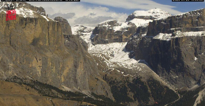 Webcam Campitello-Mazzin-Col Rodella - Canazei - Belvedere - Skiarea Belvedere