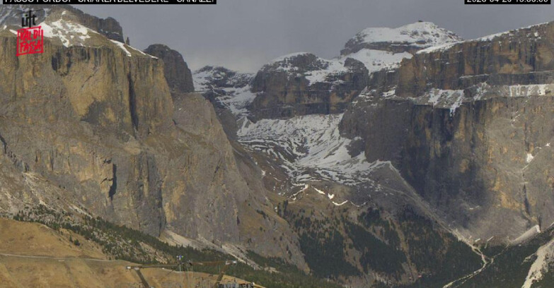 Webcam Campitello-Mazzin-Col Rodella - Canazei - Belvedere - Skiarea Belvedere