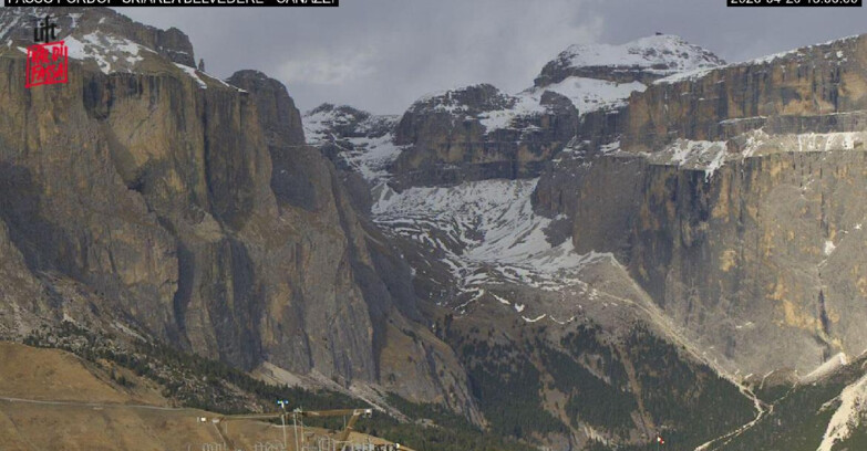 Webcam Campitello-Mazzin-Col Rodella - Canazei - Belvedere - Skiarea Belvedere