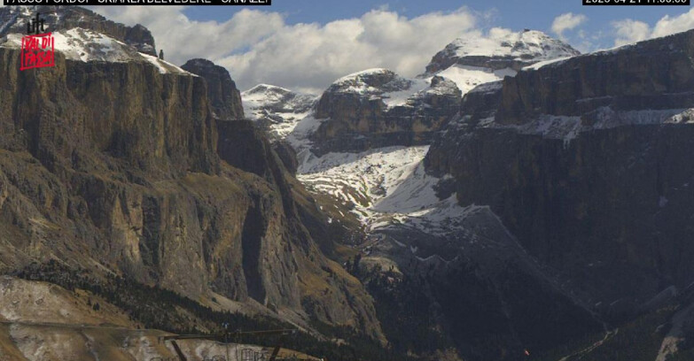 Webcam Campitello-Mazzin-Col Rodella - Canazei - Belvedere - Skiarea Belvedere