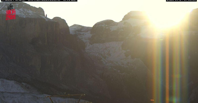 Webcam Campitello-Mazzin-Col Rodella  - Canazei - Belvedere - Skiarea Belvedere