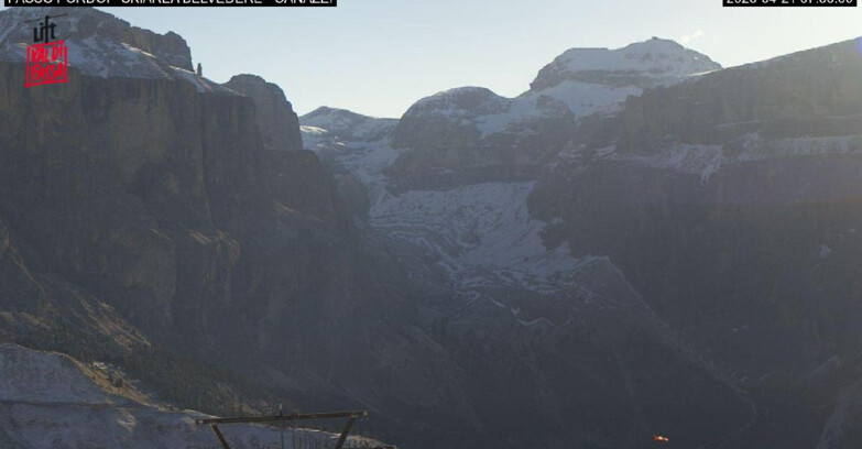 Webcam Campitello-Mazzin-Col Rodella  - Canazei - Belvedere - Skiarea Belvedere