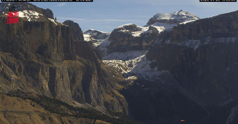 Webcam Campitello-Mazzin-Col Rodella - Canazei - Belvedere - Skiarea Belvedere