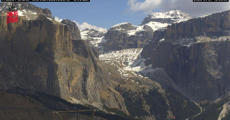 Webcam Campitello-Mazzin-Col Rodella - Canazei - Belvedere - Skiarea Belvedere