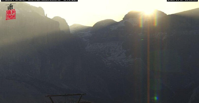 Webcam Campitello-Mazzin-Col Rodella - Canazei - Belvedere - Skiarea Belvedere