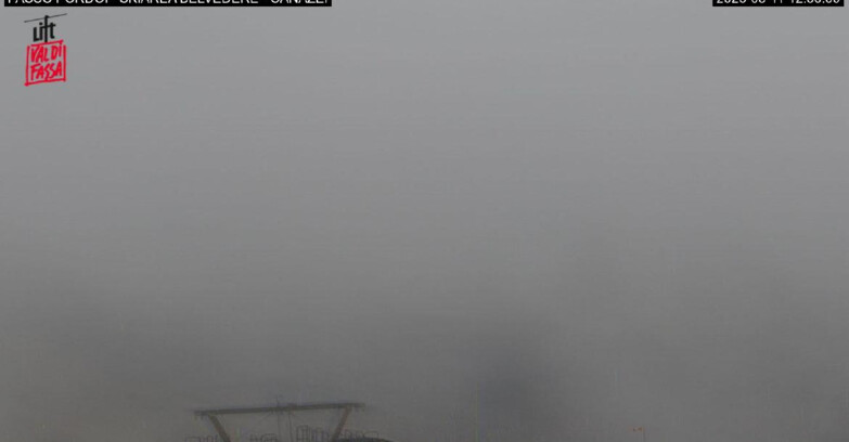 Webcam Campitello-Mazzin-Col Rodella - Canazei - Belvedere - Skiarea Belvedere