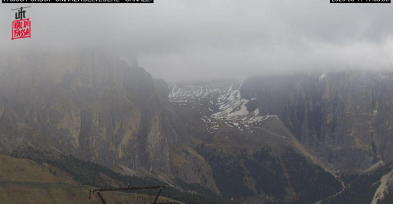 Webcam Campitello-Mazzin-Col Rodella - Canazei - Belvedere - Skiarea Belvedere