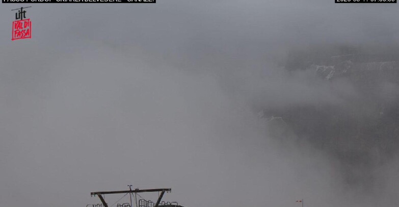 Webcam Campitello-Mazzin-Col Rodella - Canazei - Belvedere - Skiarea Belvedere