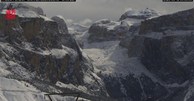 Webcam Campitello-Mazzin-Col Rodella  - Canazei - Belvedere - Skiarea Belvedere