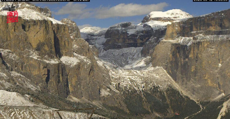 Webcam Campitello-Mazzin-Col Rodella  - Canazei - Belvedere - Skiarea Belvedere
