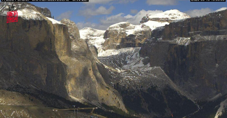 Webcam Campitello-Mazzin-Col Rodella - Canazei - Belvedere - Skiarea Belvedere