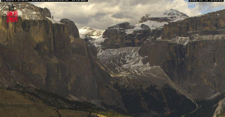 Webcam Campitello-Mazzin-Col Rodella - Canazei - Belvedere - Skiarea Belvedere