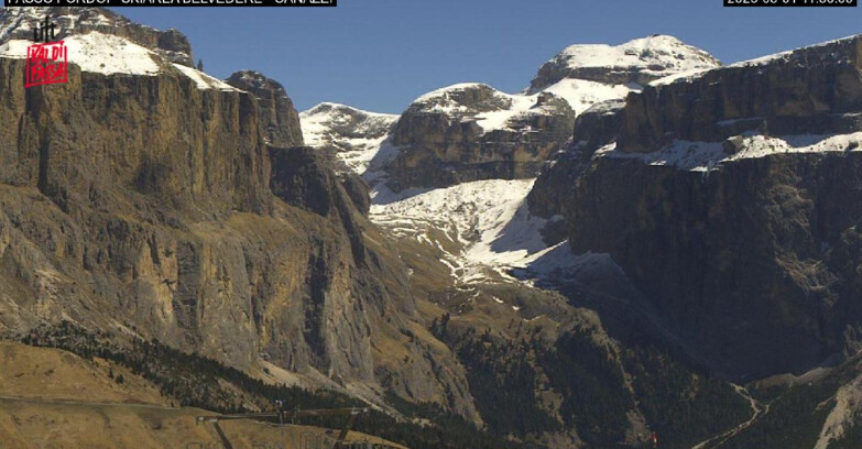 Webcam Campitello-Mazzin-Col Rodella - Canazei - Belvedere - Skiarea Belvedere