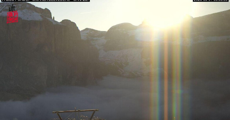 Webcam Campitello-Mazzin-Col Rodella - Canazei - Belvedere - Skiarea Belvedere