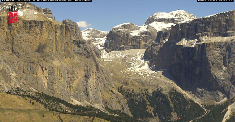 Webcam Campitello-Mazzin-Col Rodella - Canazei - Belvedere - Skiarea Belvedere