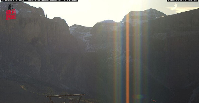 Webcam Campitello-Mazzin-Col Rodella - Canazei - Belvedere - Skiarea Belvedere