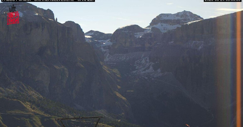 Webcam Campitello-Mazzin-Col Rodella - Canazei - Belvedere - Skiarea Belvedere