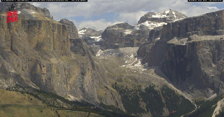 Webcam Campitello-Mazzin-Col Rodella  - Canazei - Belvedere - Skiarea Belvedere
