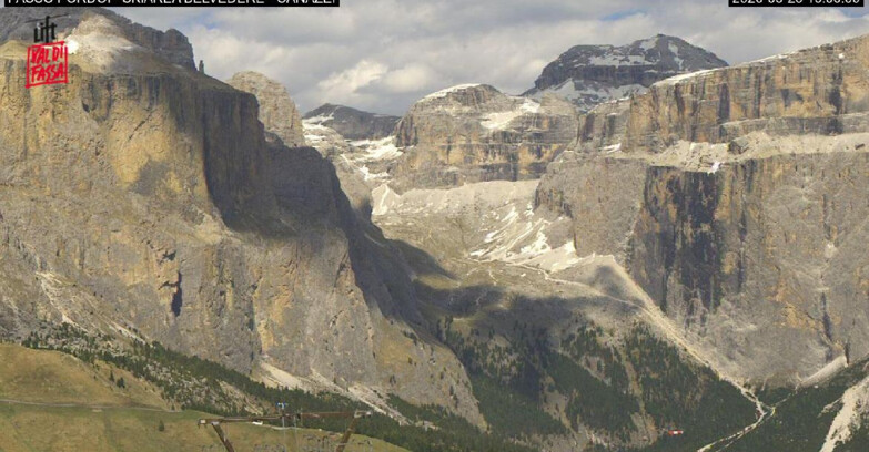 Webcam Campitello-Mazzin-Col Rodella  - Canazei - Belvedere - Skiarea Belvedere