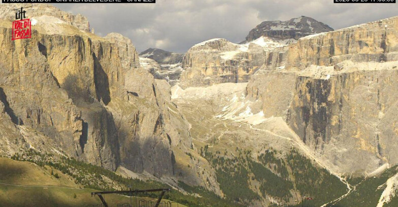Webcam Campitello-Mazzin-Col Rodella  - Canazei - Belvedere - Skiarea Belvedere
