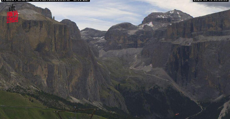 Webcam Campitello-Mazzin-Col Rodella  - Canazei - Belvedere - Skiarea Belvedere