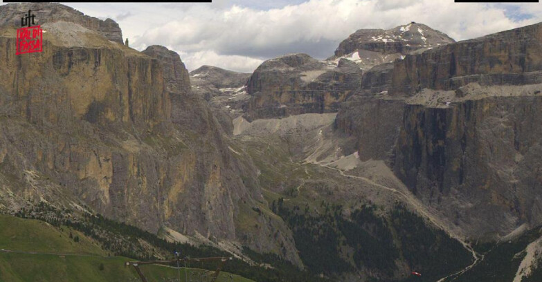Webcam Campitello-Mazzin-Col Rodella  - Canazei - Belvedere - Skiarea Belvedere