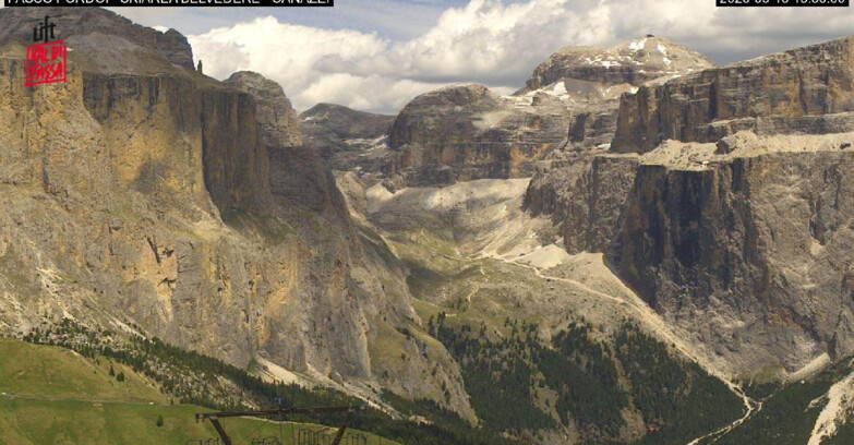 Webcam Campitello-Mazzin-Col Rodella - Canazei - Belvedere - Skiarea Belvedere