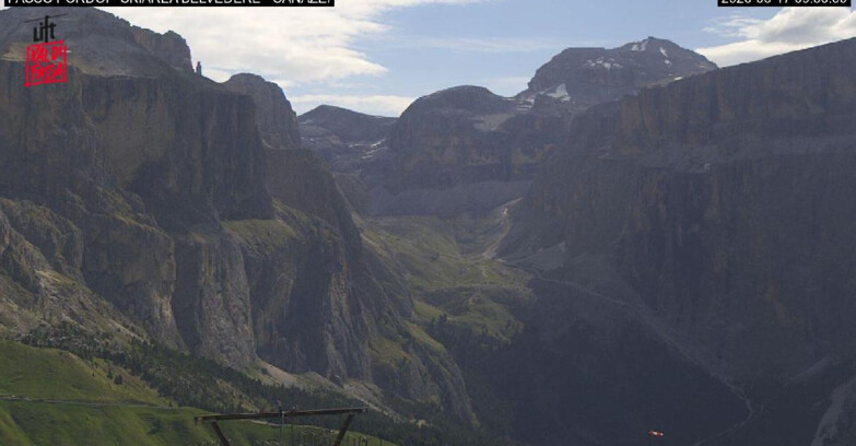 Webcam Campitello-Mazzin-Col Rodella  - Canazei - Belvedere - Skiarea Belvedere