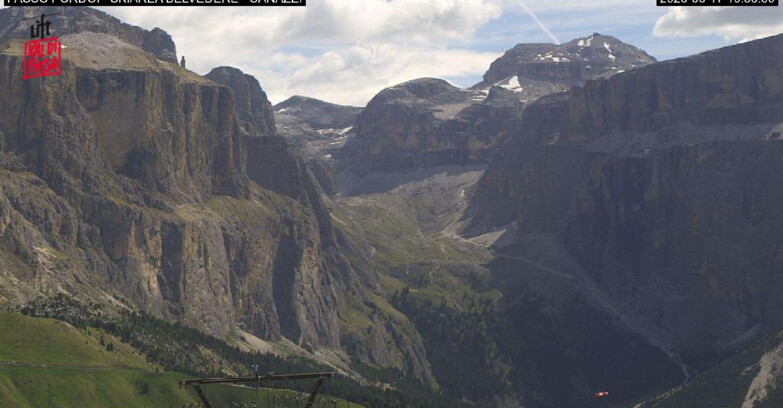 Webcam Campitello-Mazzin-Col Rodella  - Canazei - Belvedere - Skiarea Belvedere