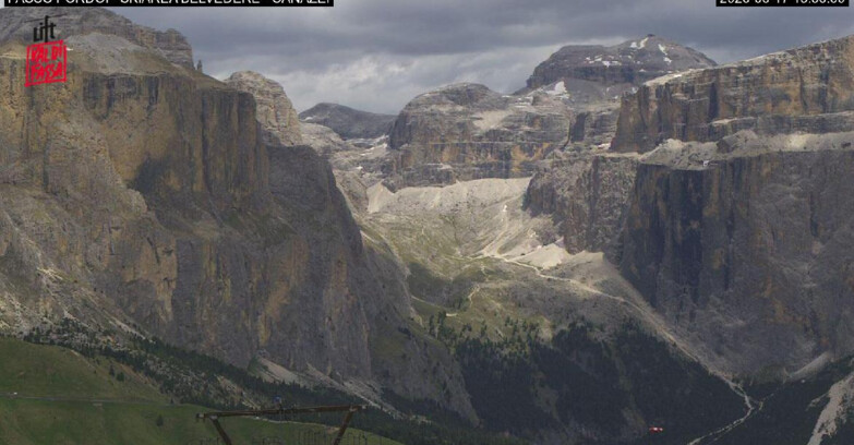 Webcam Campitello-Mazzin-Col Rodella  - Canazei - Belvedere - Skiarea Belvedere