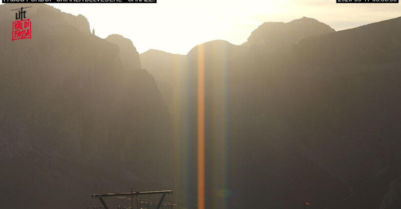 Webcam Campitello-Mazzin-Col Rodella  - Canazei - Belvedere - Skiarea Belvedere