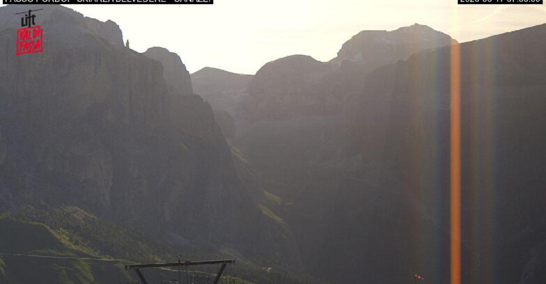 Webcam Campitello-Mazzin-Col Rodella  - Canazei - Belvedere - Skiarea Belvedere