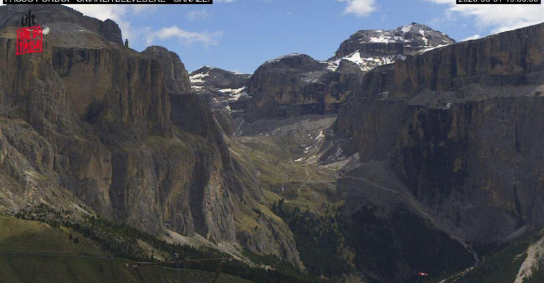 Webcam Campitello-Mazzin-Col Rodella  - Canazei - Belvedere - Skiarea Belvedere