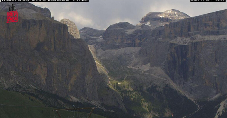 Webcam Campitello-Mazzin-Col Rodella - Canazei - Belvedere - Skiarea Belvedere