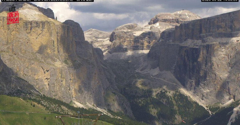 Webcam Campitello-Mazzin-Col Rodella  - Canazei - Belvedere - Skiarea Belvedere