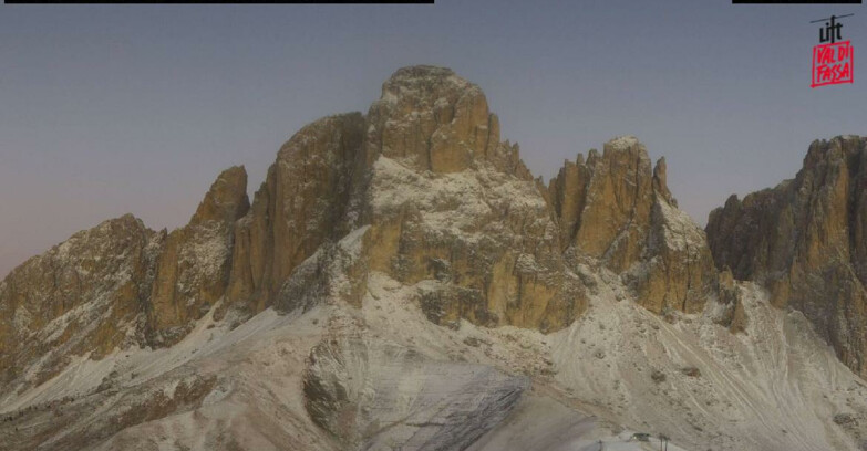 Webcam Кампителло-Маццин-Кол-Роделла  - Campitello di Fassa - Col Rodella - Gruppo del Sassolungo