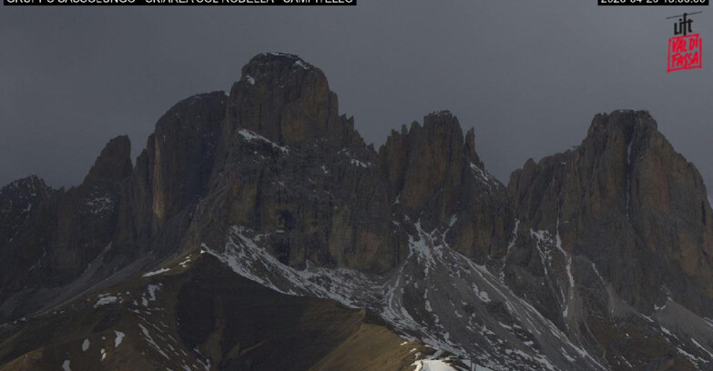 Webcam Кампителло-Маццин-Кол-Роделла  - Campitello di Fassa - Col Rodella - Gruppo del Sassolungo