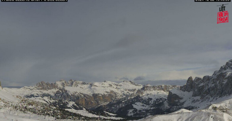 Webcam Campitello-Mazzin-Col Rodella  - Canazei - Passo Pordoi - Sass Pordoi