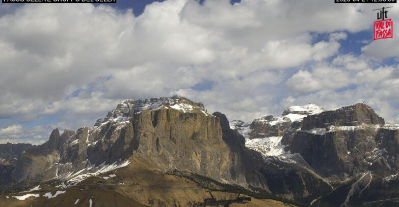 Webcam Campitello-Mazzin-Col Rodella - Canazei - Passo Pordoi - Sass Pordoi