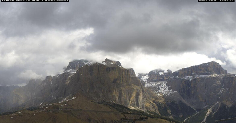 Webcam Campitello-Mazzin-Col Rodella  - Canazei - Passo Pordoi - Sass Pordoi