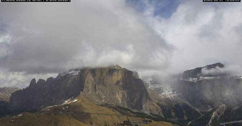Webcam Campitello-Mazzin-Col Rodella  - Canazei - Passo Pordoi - Sass Pordoi